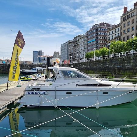 Experiencia En El Mar Gijon M Hotel Bagian luar foto
